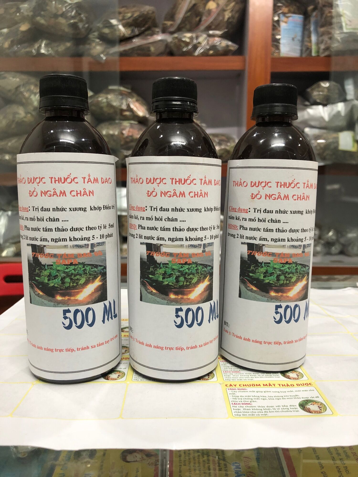 Nước ngâm chân dao đỏ