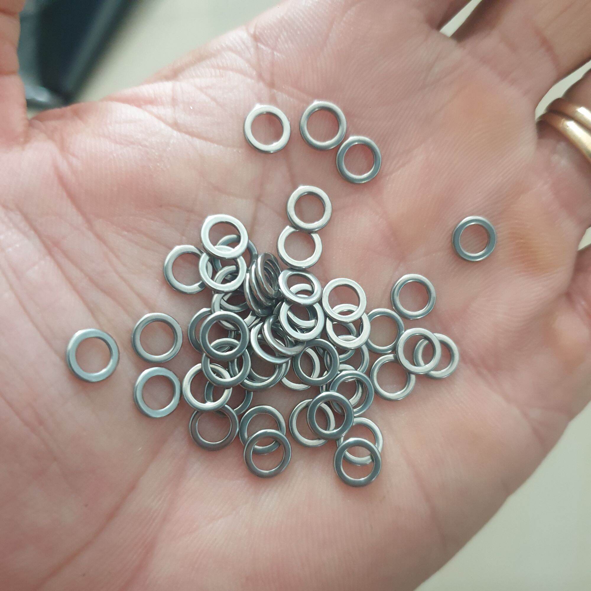 50 khoen đúc inox 304 .