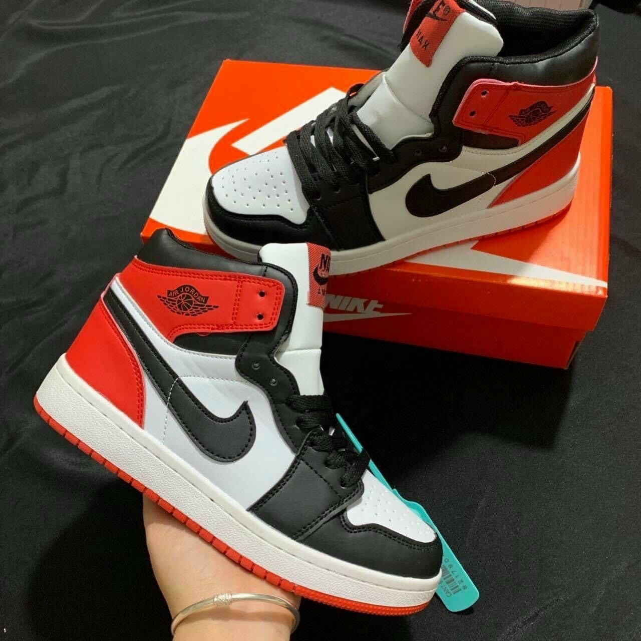 Giầy JD 1 đen đỏ cao cổ siêu rẻ đẹp fullbox