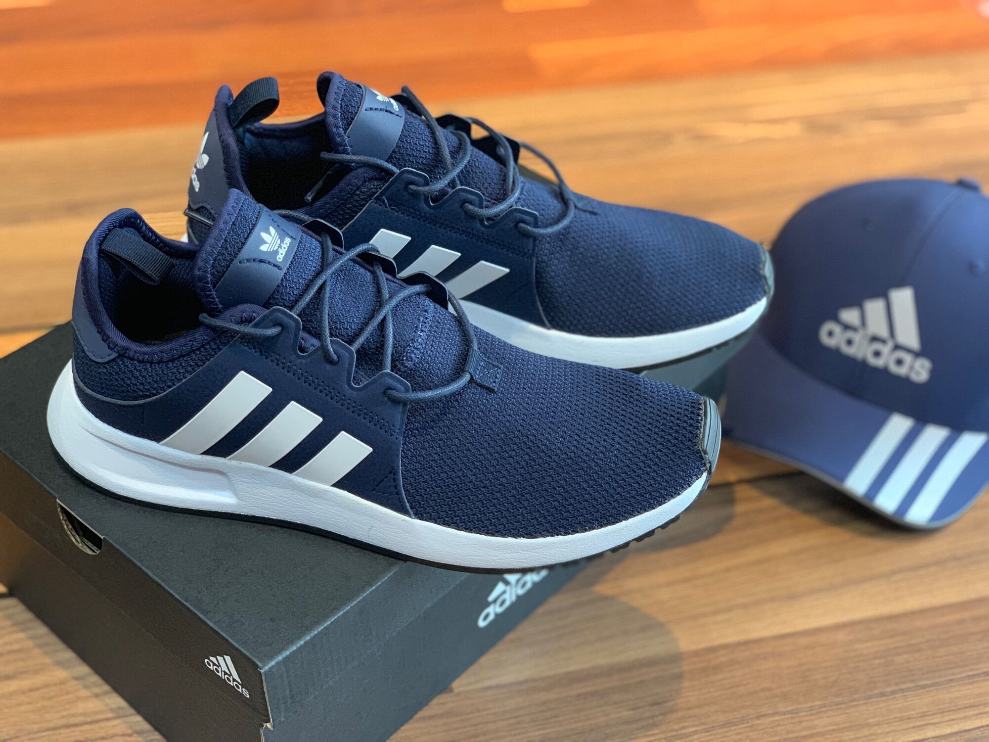 Giày Adidas XPLR sale