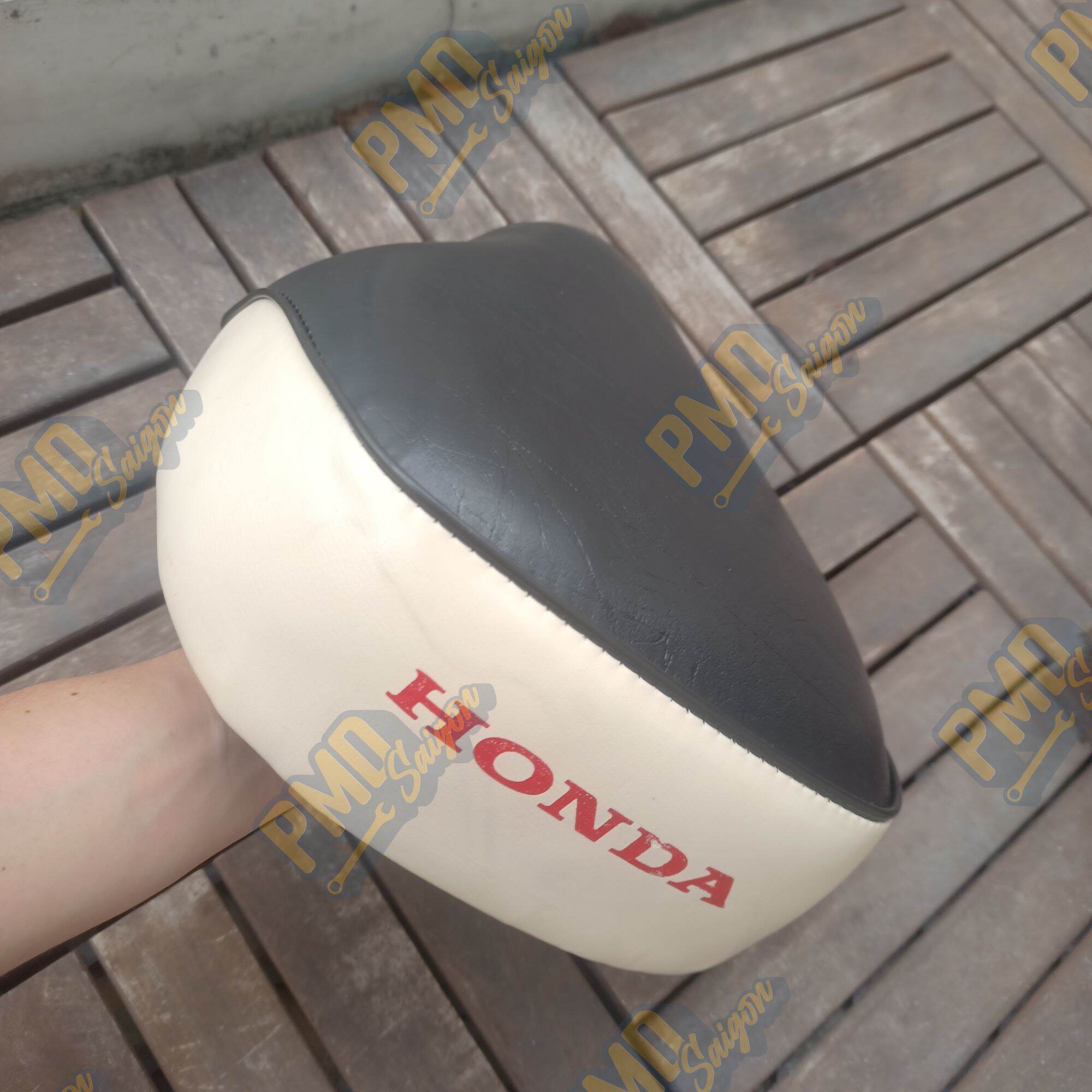 Yên đệm trước trắng đen cub 78/70 (honda c70)