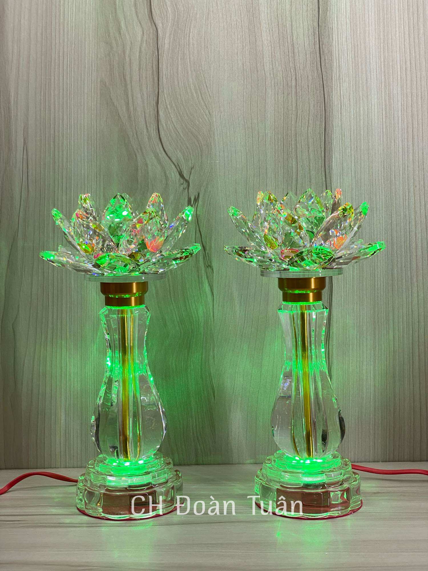 Cặp đèn thờ pha lê hoa sen đúc nguyên khối cao cấp - PL65-PL66