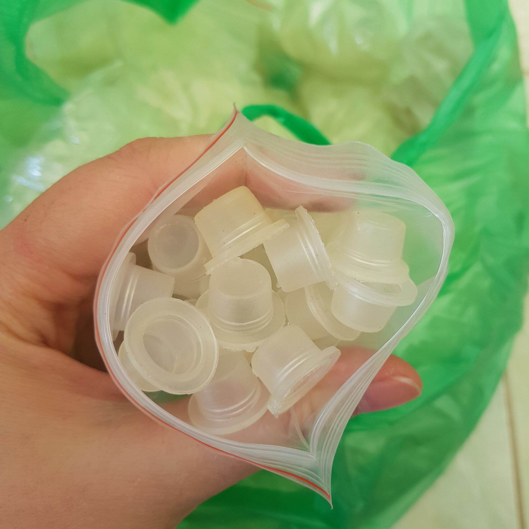 Chum đựng mực phun xăm, chum silicon đựng mực xăm