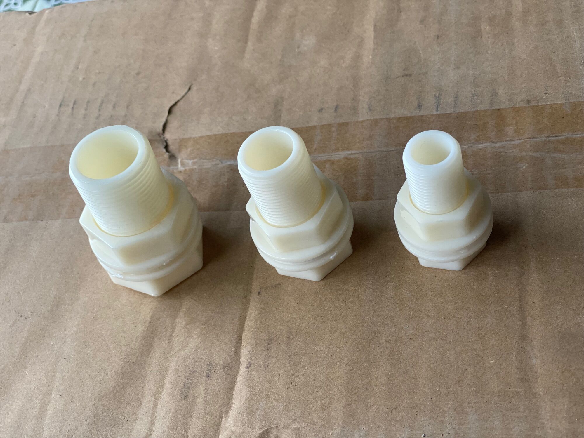 Ốc xả thùng phuy nhựa ren 21,27,34,42