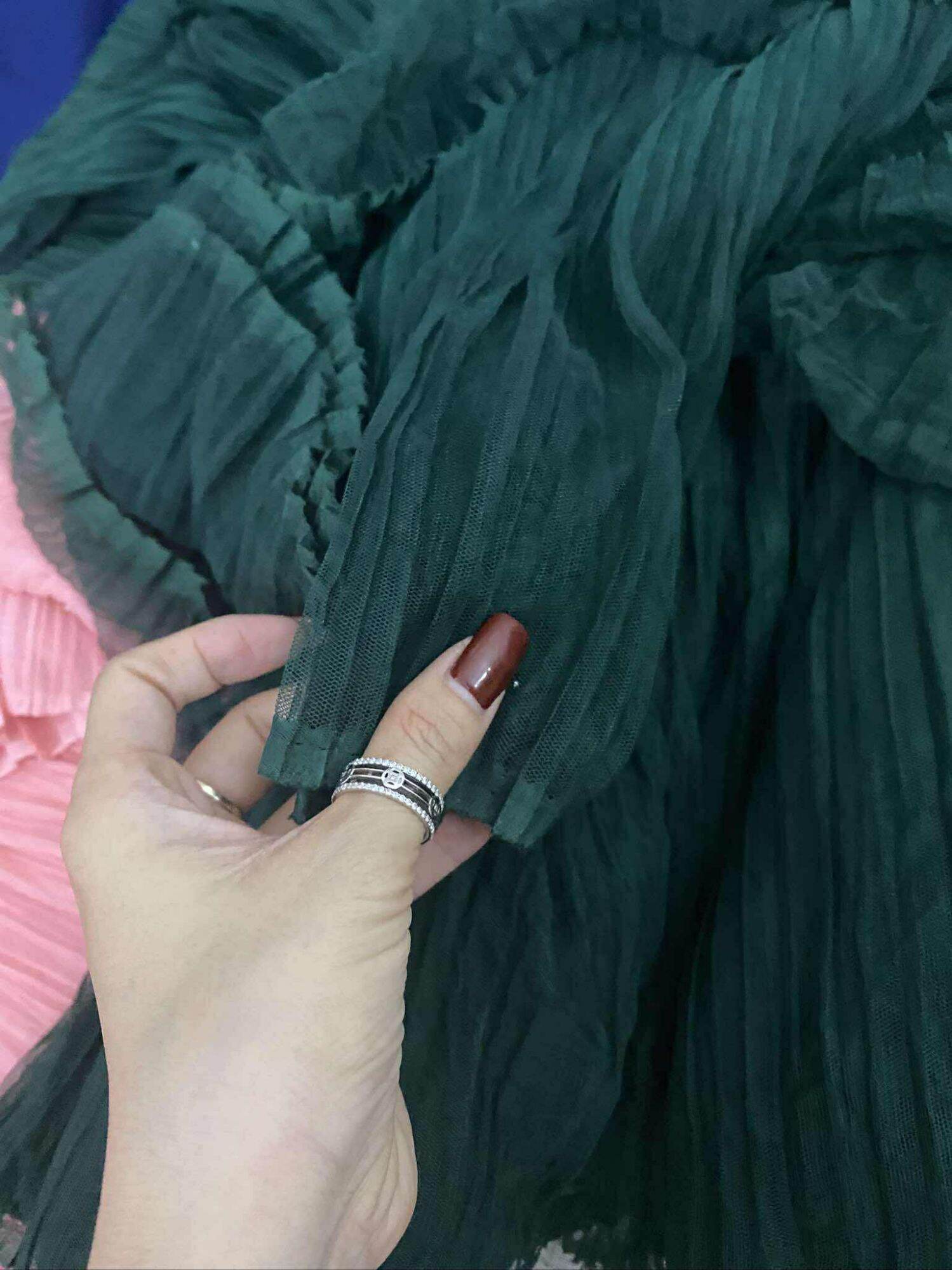 vải dập ly xanh lá ( màu cây thông NoEn ) 35 k /1 m khổ 1m5