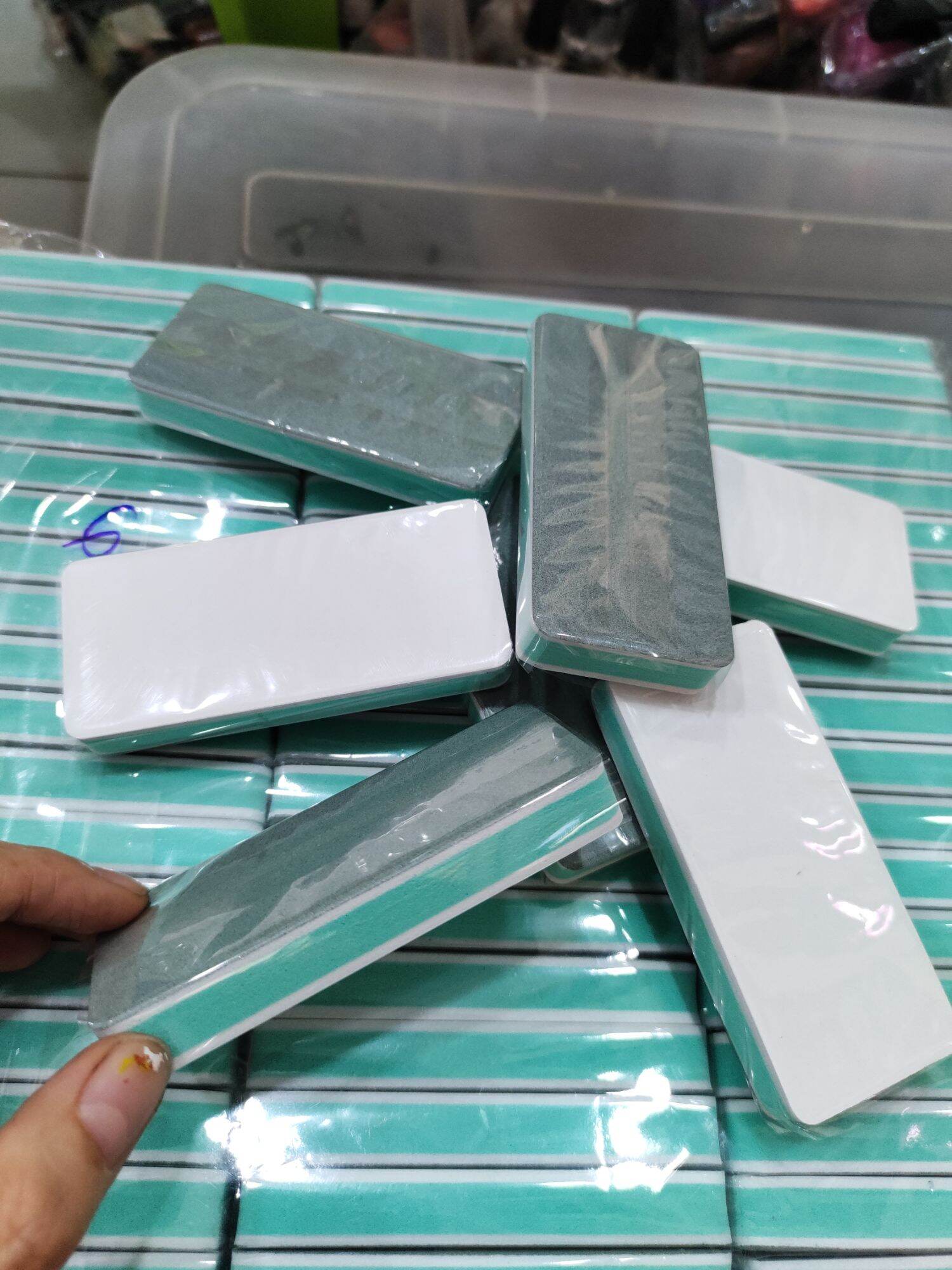 Phao chà móng đánh bóng móng tay