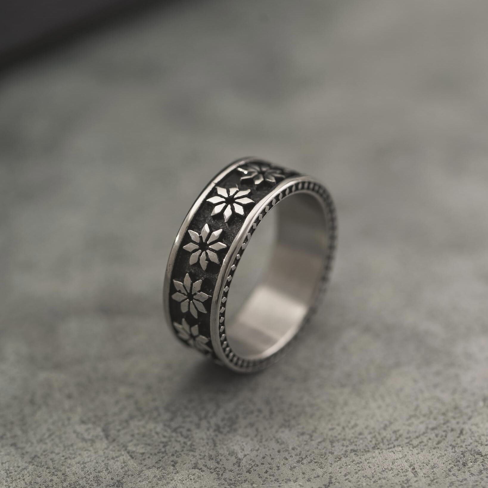 NHẪN CHROME HEART THÉP TITAN 5