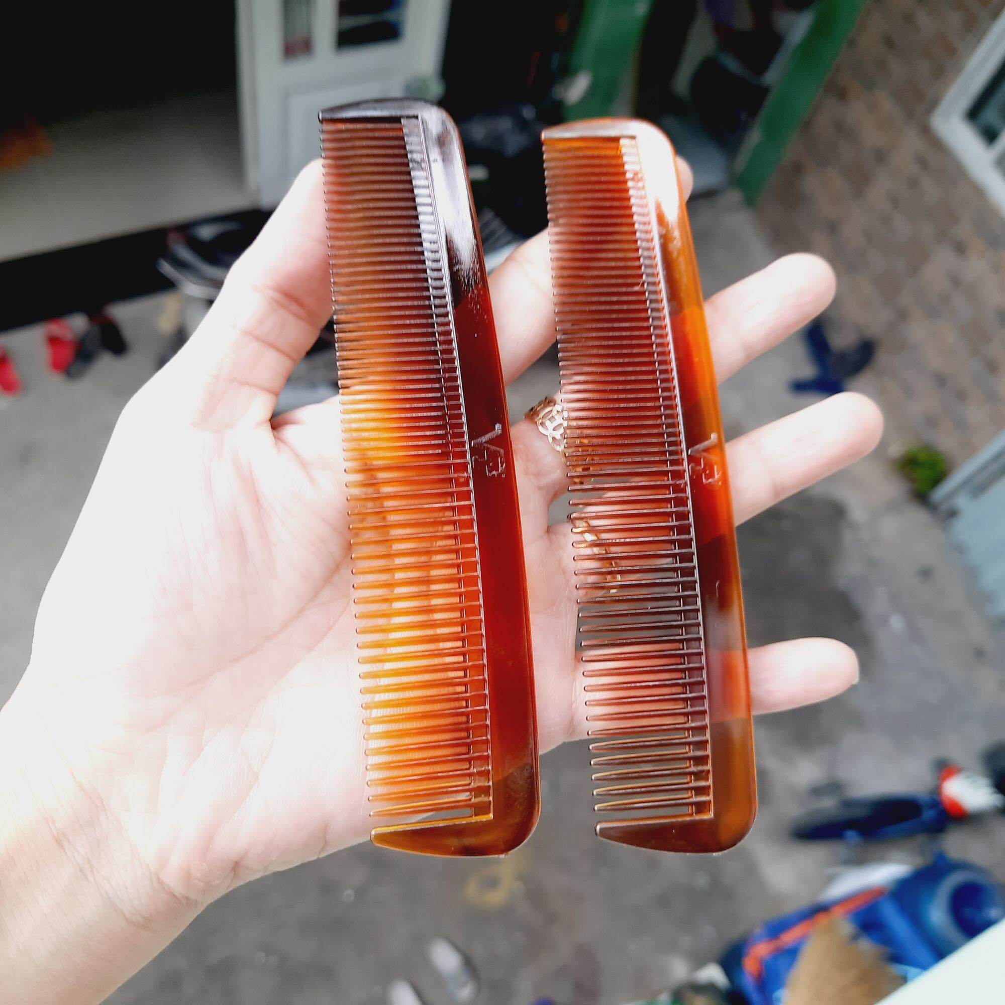 Lược chải tóc cán nâu bỏ bóp mini 12.5cm