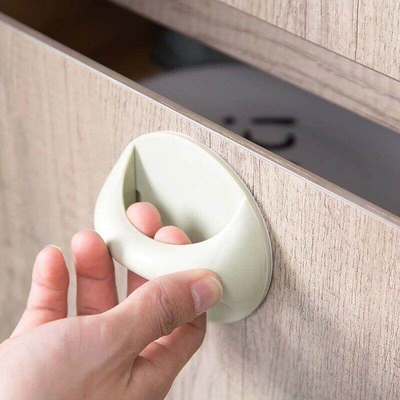 [HCM]TAY NẮM CỬA (TỦ) DẠNG DÁN TIỆN DỤNG