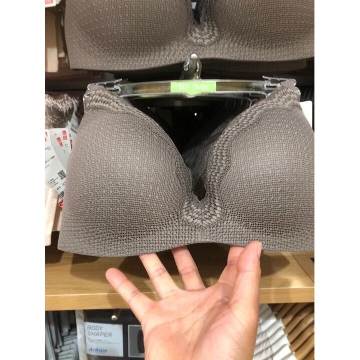 ÁO LÓT KHÔNG GỌNG UNIQLO ren
