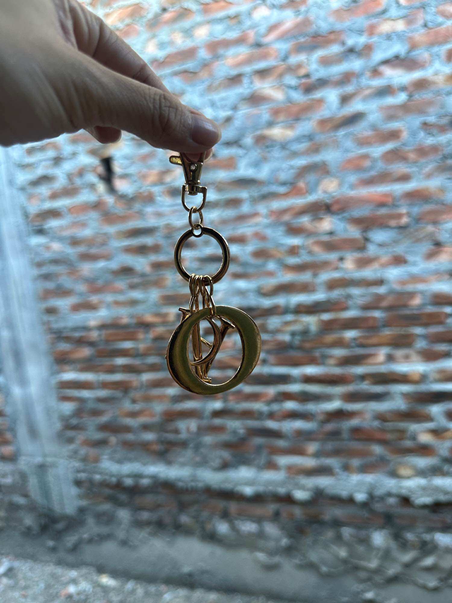 Móc khoá mini, túi mini cầm tay kèm khăn