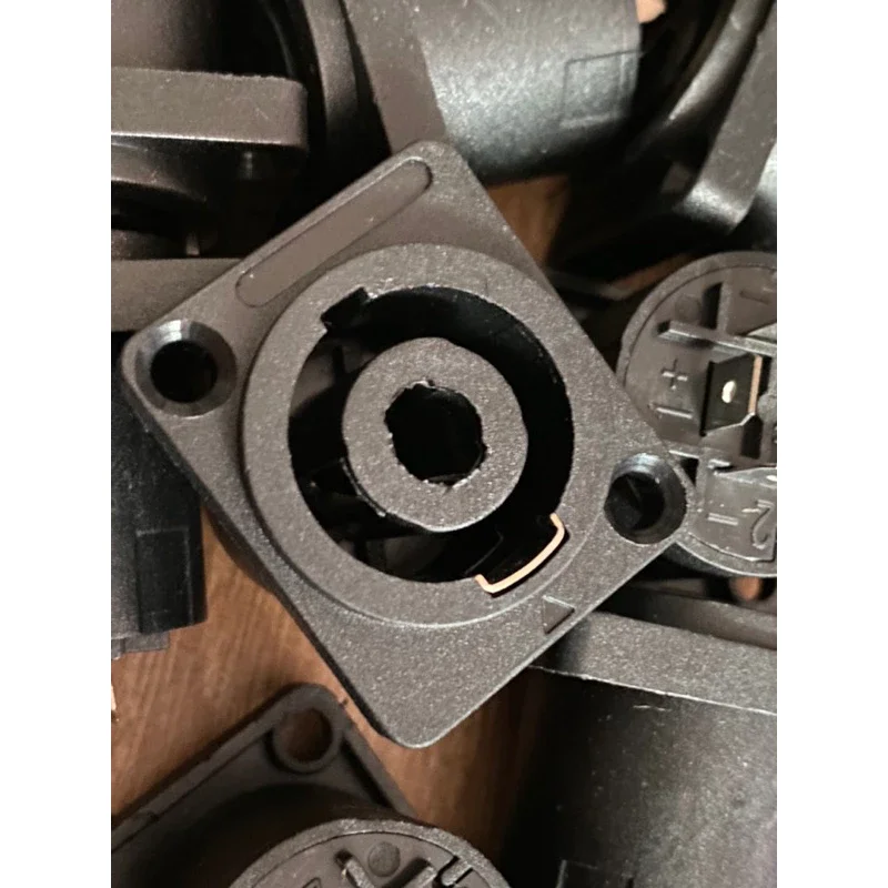 Jack Speakon 4 pin giá rẻ