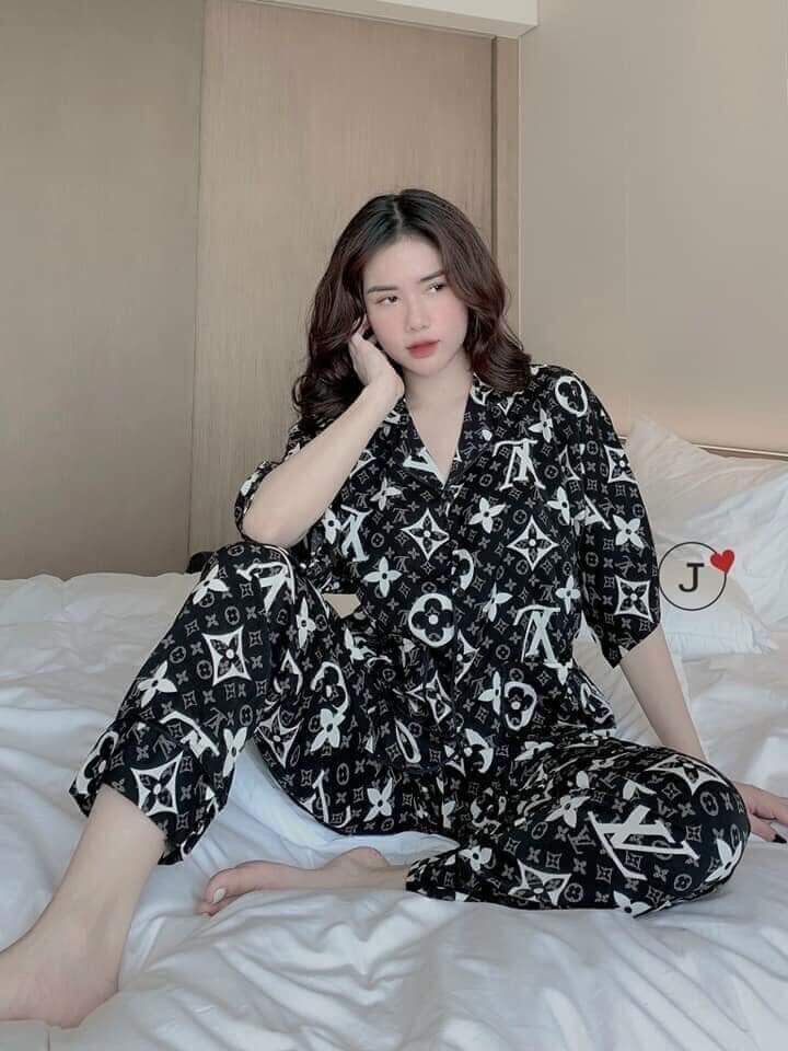 Bộ mặc nhà 11