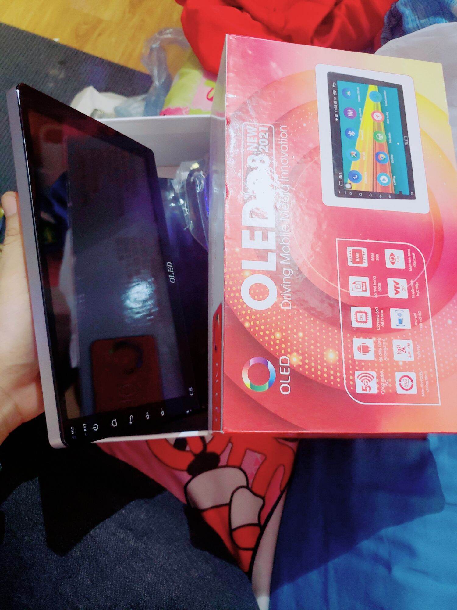 Màn Androi OLED C8 giành cho các loại ô tô (tất cả các hãng xe )