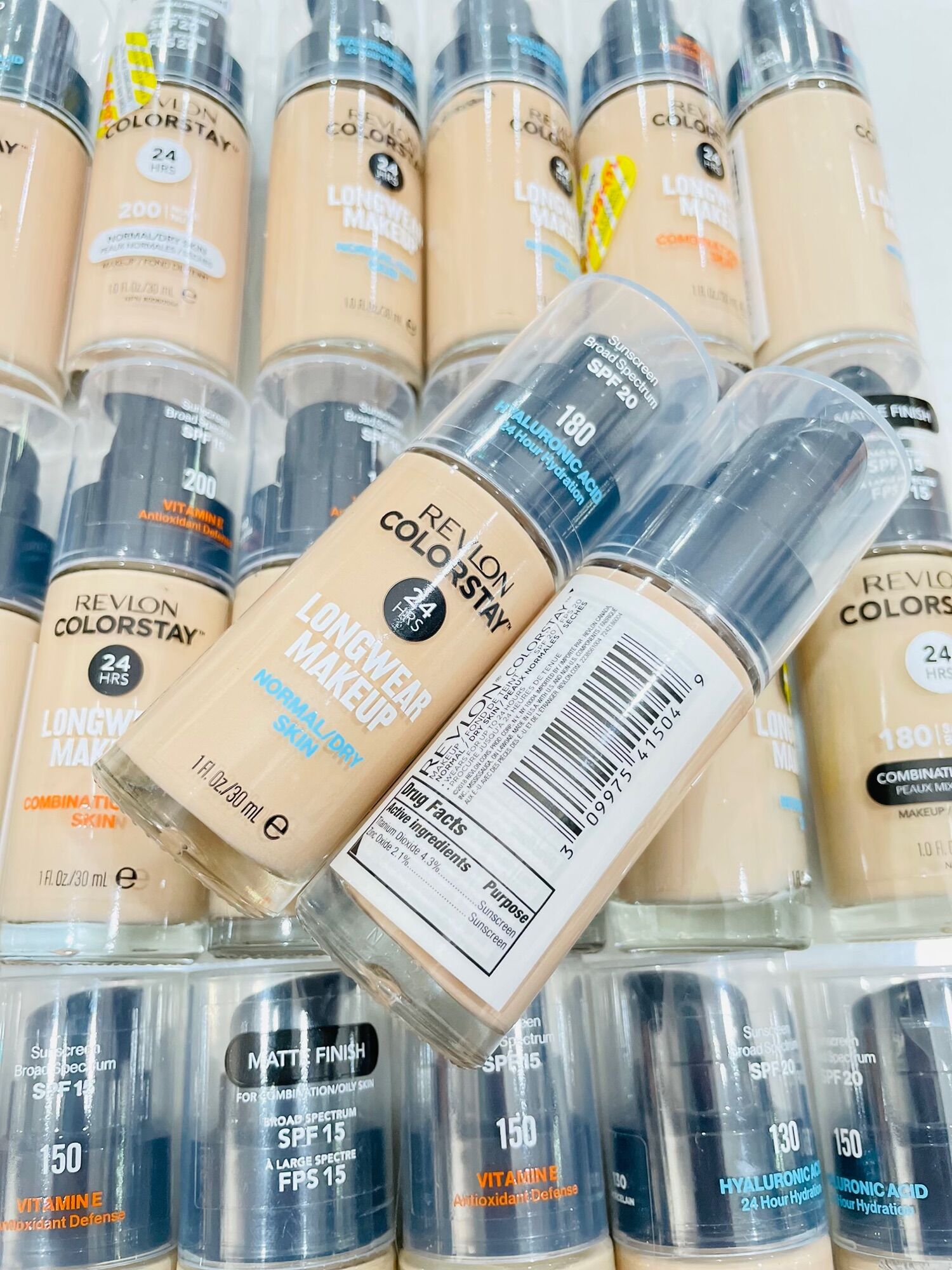 Kem nền Revlon Color Stay mẫu mới