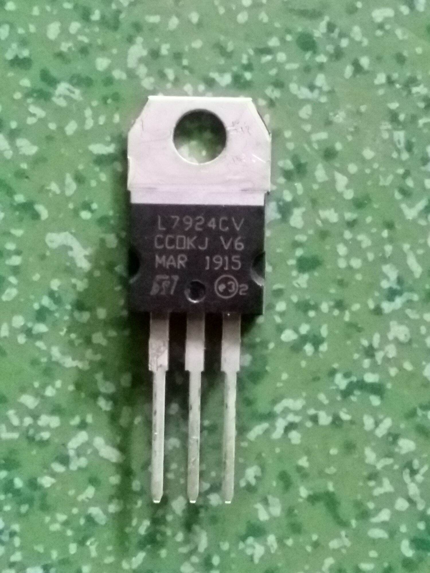 1 CHIẾC IC LM 7905-7908-7909-7912-7915-7924