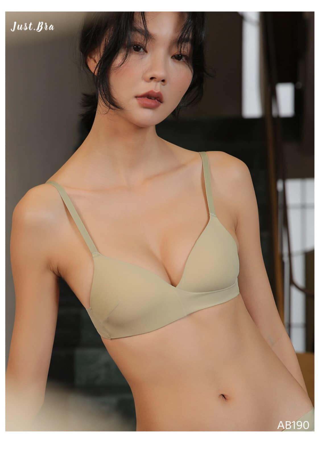 Áo ngực không gọng Just Bra mút mỏng thiết kế vạt chéo, chất liệu mềm mại, gom ngực xinh xắn cho nàng ngực nhỏ AB190