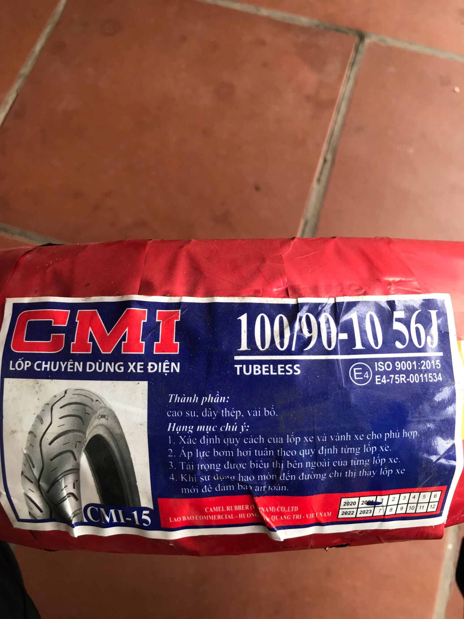 Vỏ ko ruột xe máy chaly 100/90-10