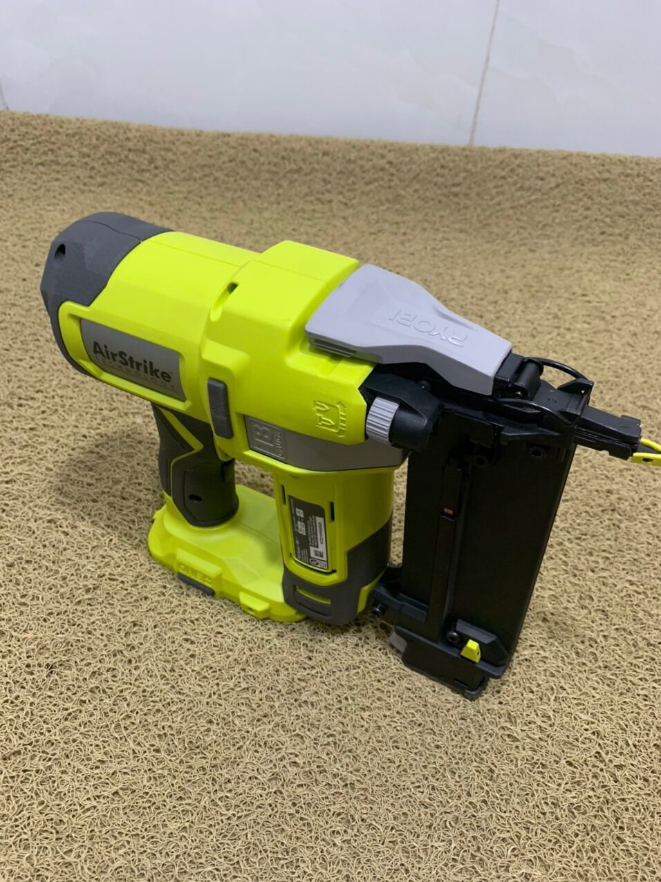 Thân máy bắn Đinh F ryobj 18v