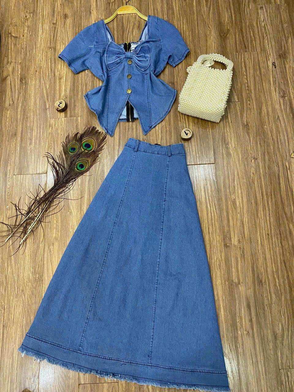 (SHOP TÁO ĐỎ BIGSIZE 50KG ĐẾN 90KG) set jean áo nơ chân váy dài