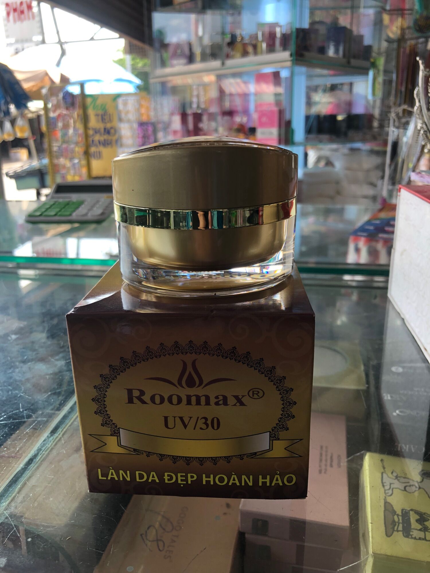 kem roomax trắng da đa chức năng 18 tac dụng