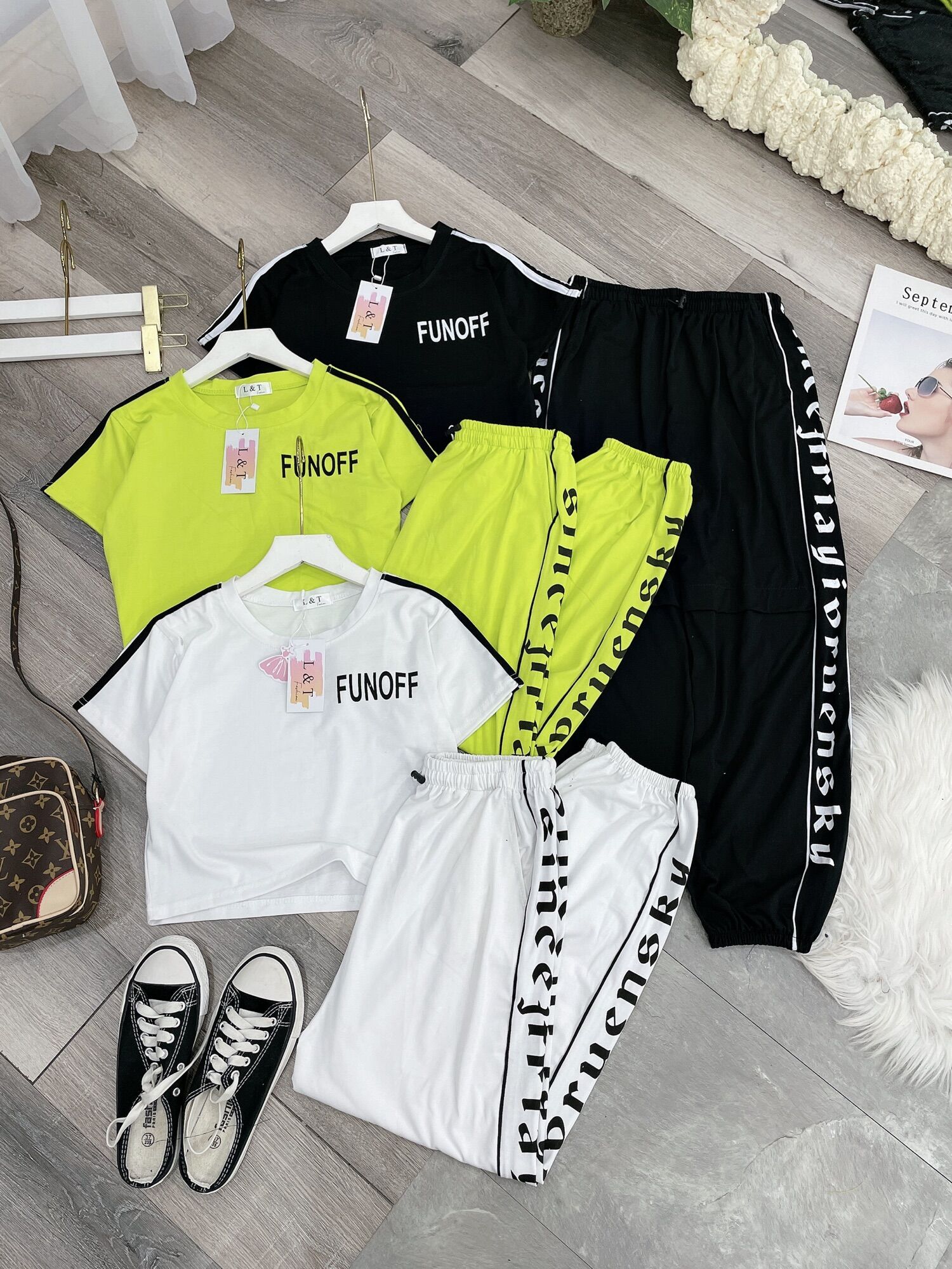 SÉT BỘ THỂ THAO 3 MÀU DÀNH CHO NỮ