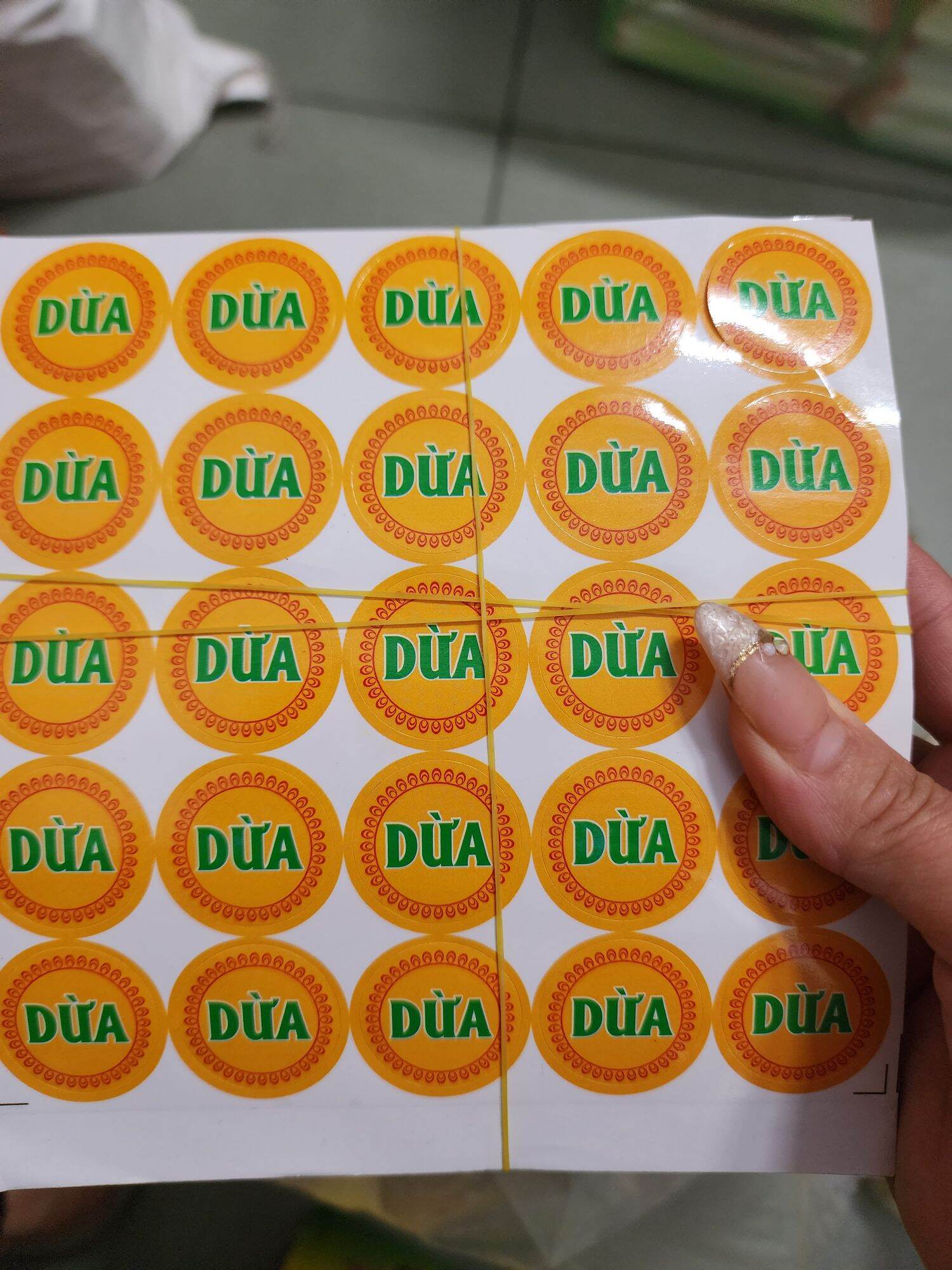 Tem dán bánh trung thu nhân DỪA -1xấp 300tem