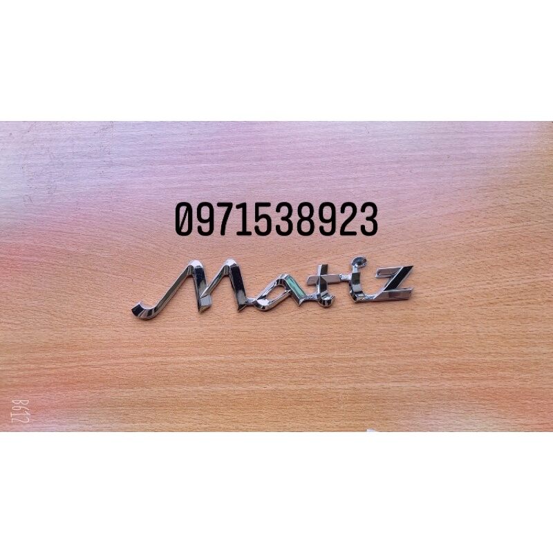 Logo chữ matiz dán đuôi xe