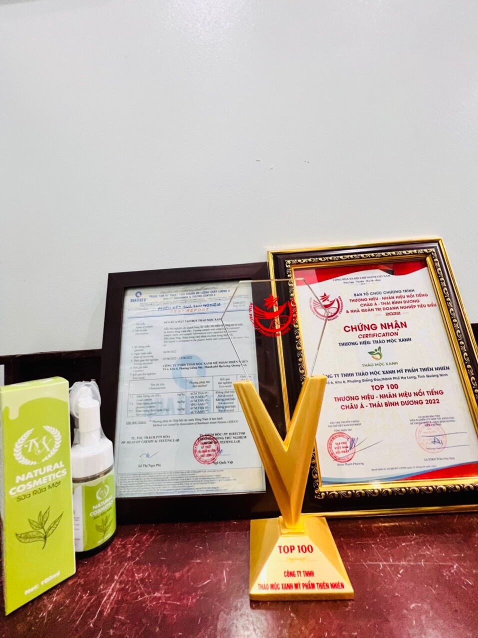 Combo Mụn Thảo Mộc Xanh ( 1 Srm - 1 tmx mụn - 1 tbc)