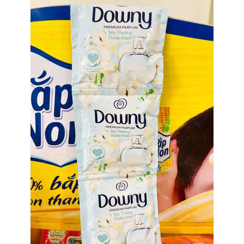 Nước Xả Vải Downy dây 10 gói x 20ml
