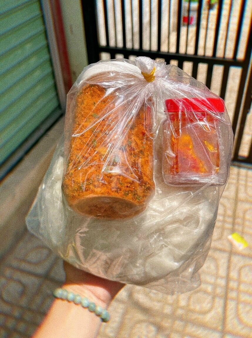 Bánh tráng tây ninh hành phi,sate,muối,tắc
