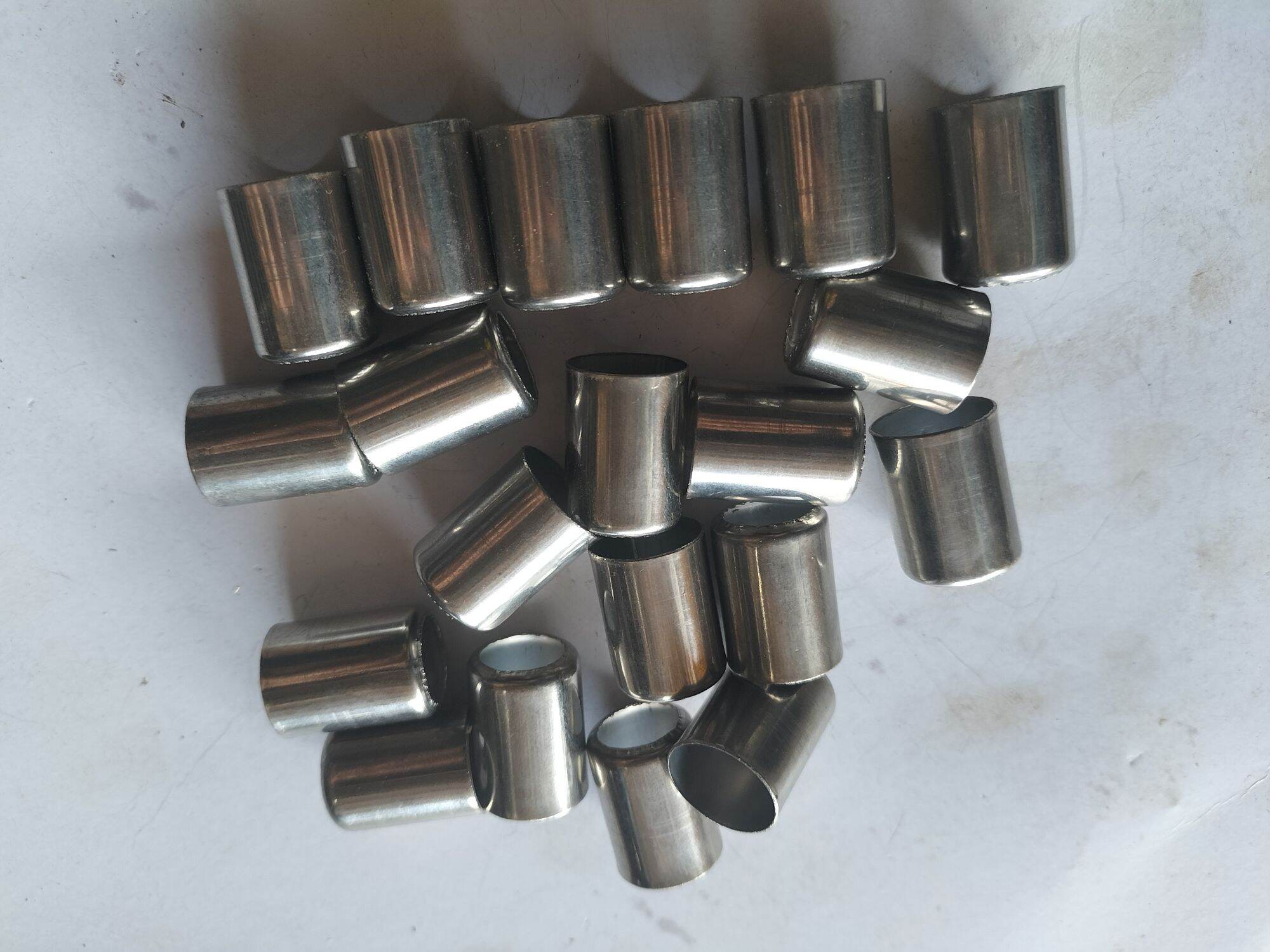 Bộ 20 chụp khoen inox bấm dây rửa xe
