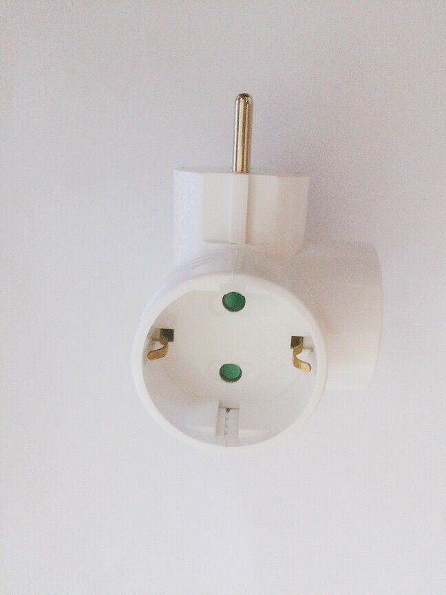 Ổ cắm điện Hàn quốc Dosel 3 chui điện áp 250V~