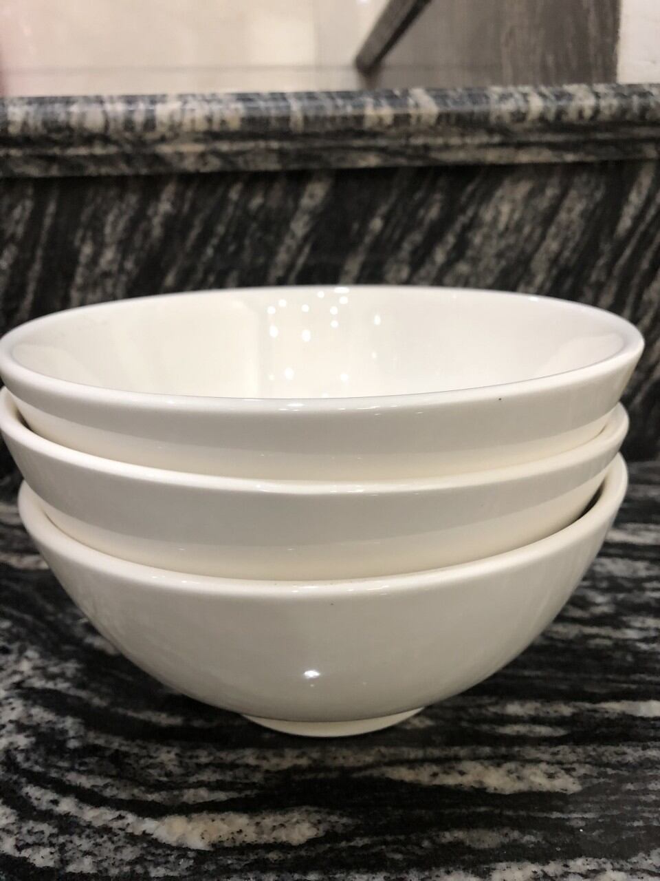Tô sứ trắng siêu dày 18cm
