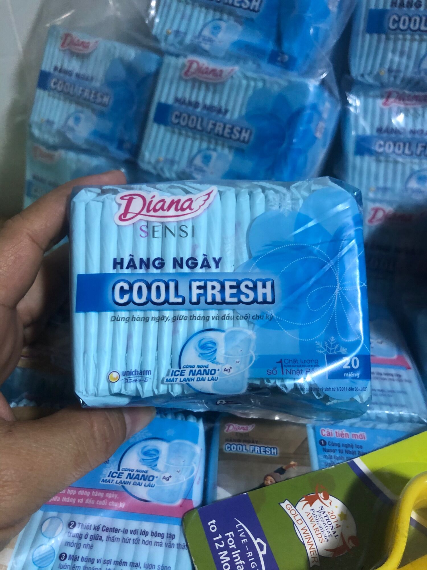 BVS hàng ngày Diana Cool Fresh 20 miếng
