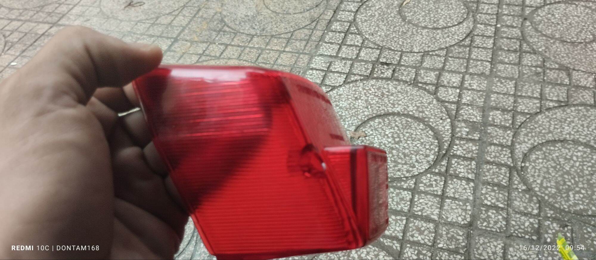 Chụp Đèn Hậu Xe DD 82 Hàng Thái
