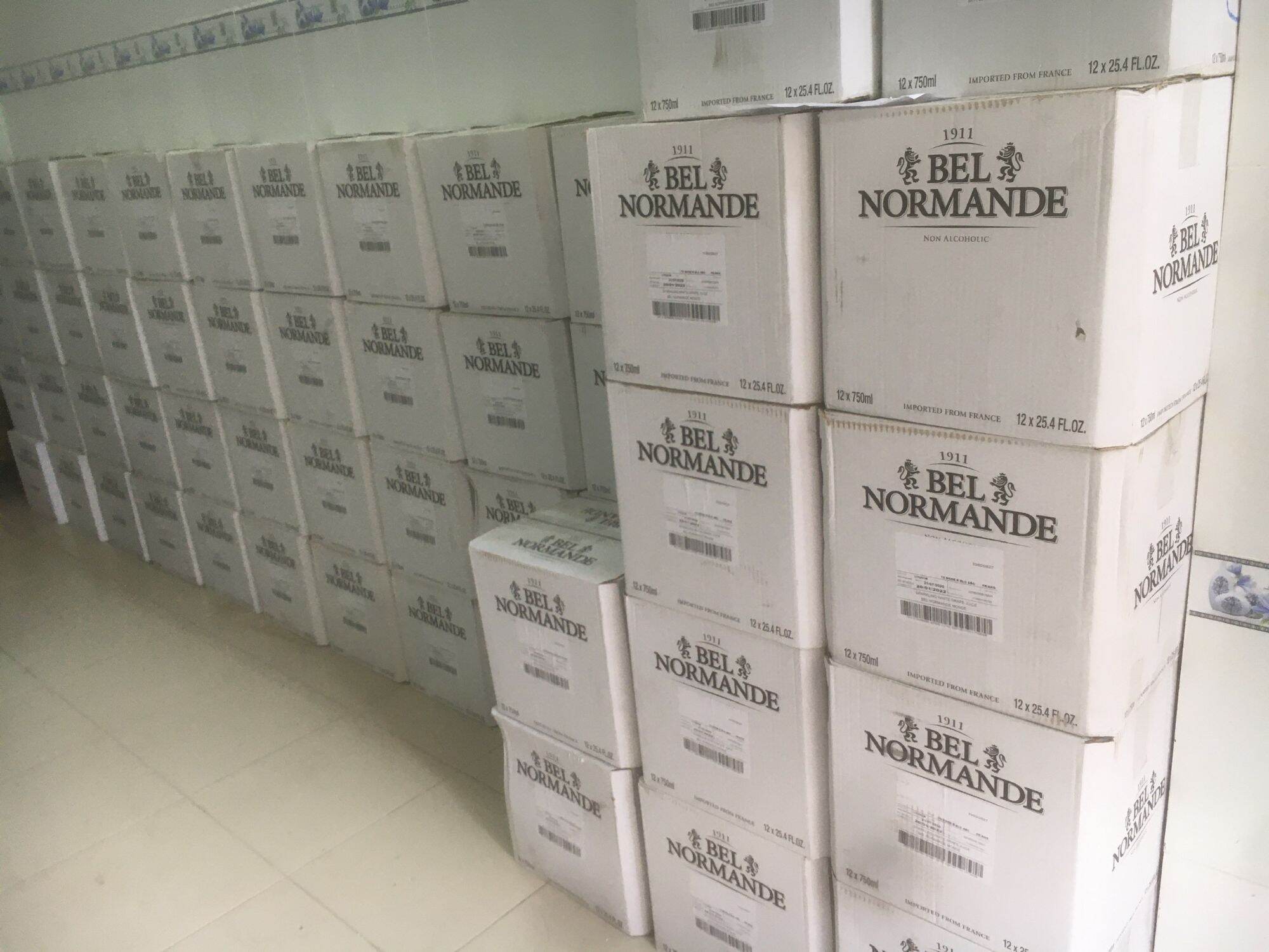Nước ép nho đỏ - nho trắng Bel Normande