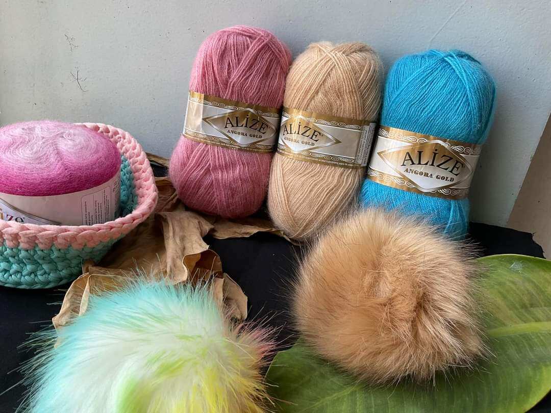 Len alize angora gold 110k/c sale 95k/cuộn 100g dài 550m