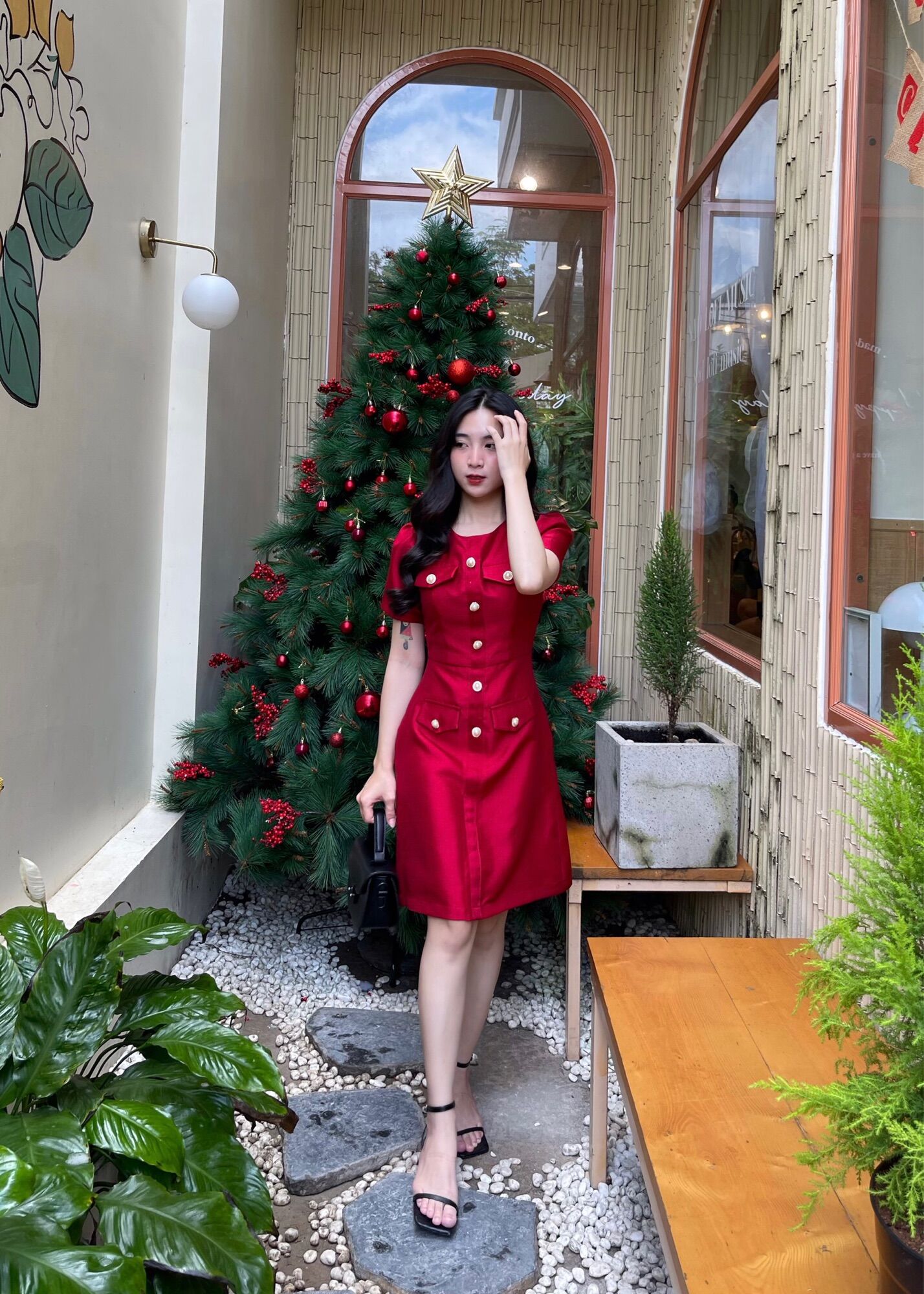 LALLA - Đầm tay ngắn ôm nhẹ nữ