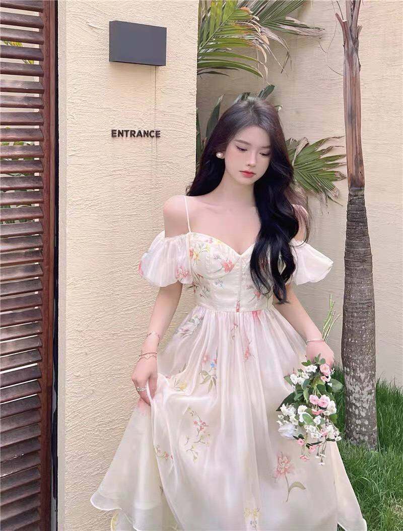 ĐẦM MAXI TRẮNG NỀN HOA 2S RỚT VAI CÚP NGỰC