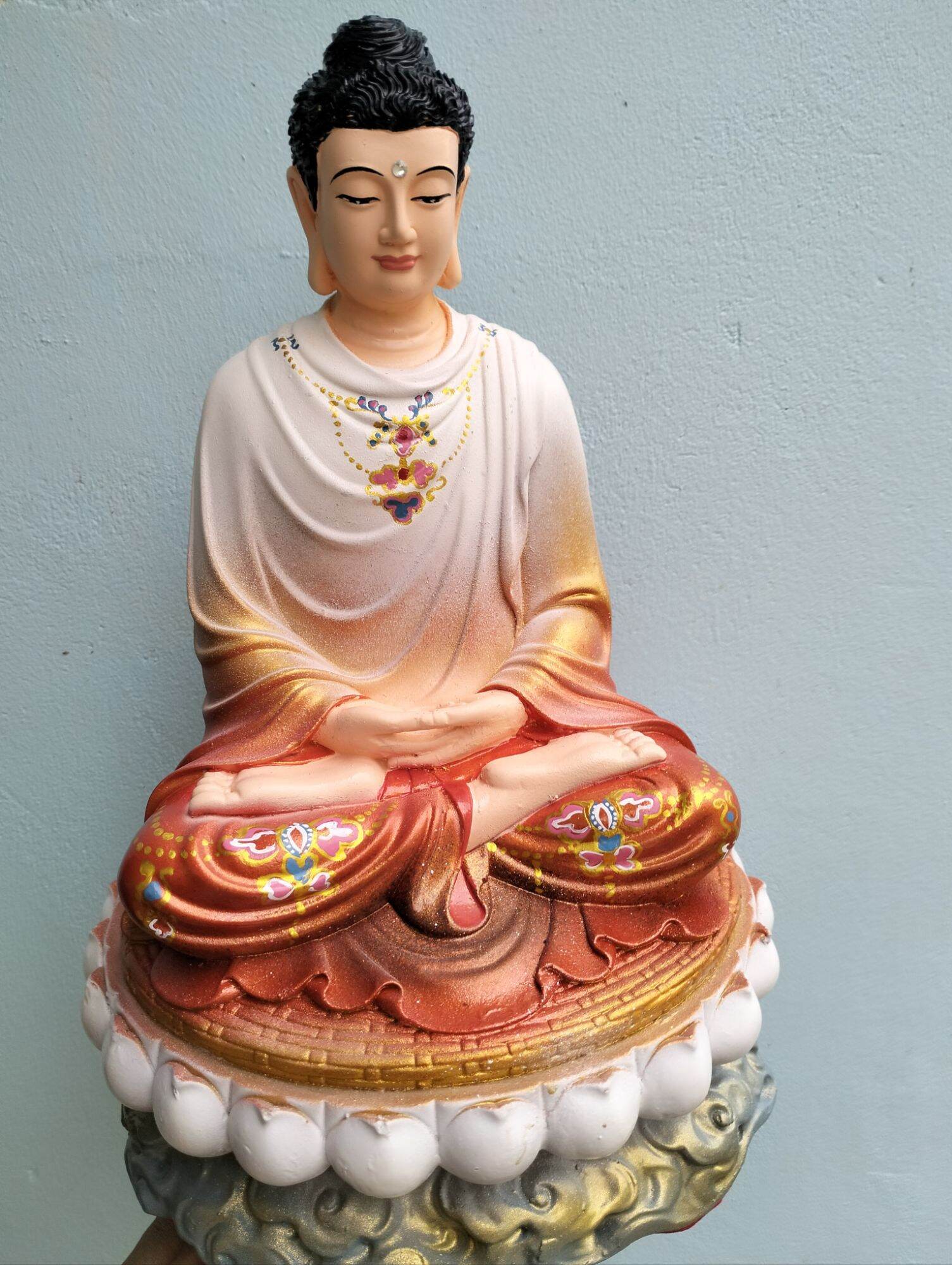 Tượng Phật Thích Ca Mâu Ni.