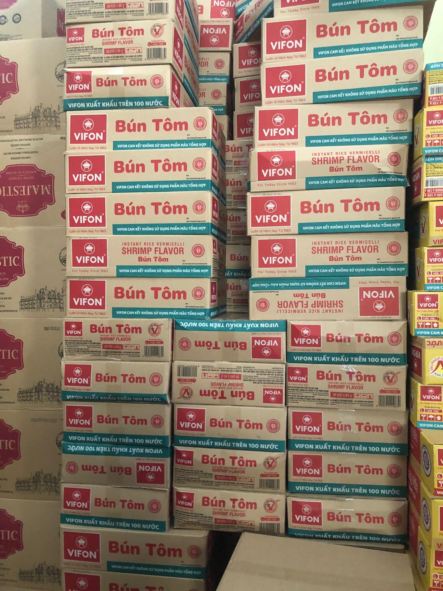 Bún tôm vifon