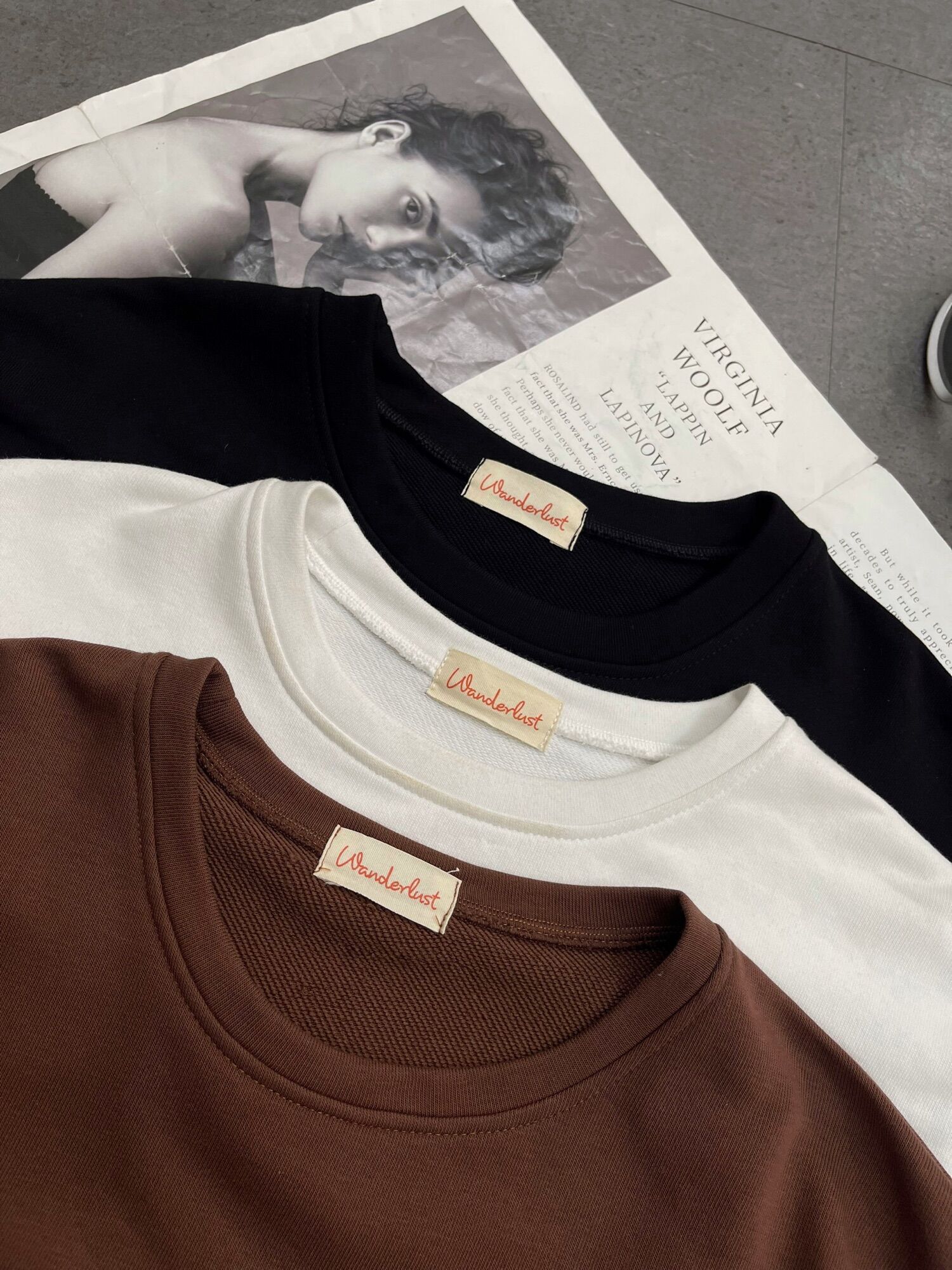 Áo Sweater tay dài in phản quang