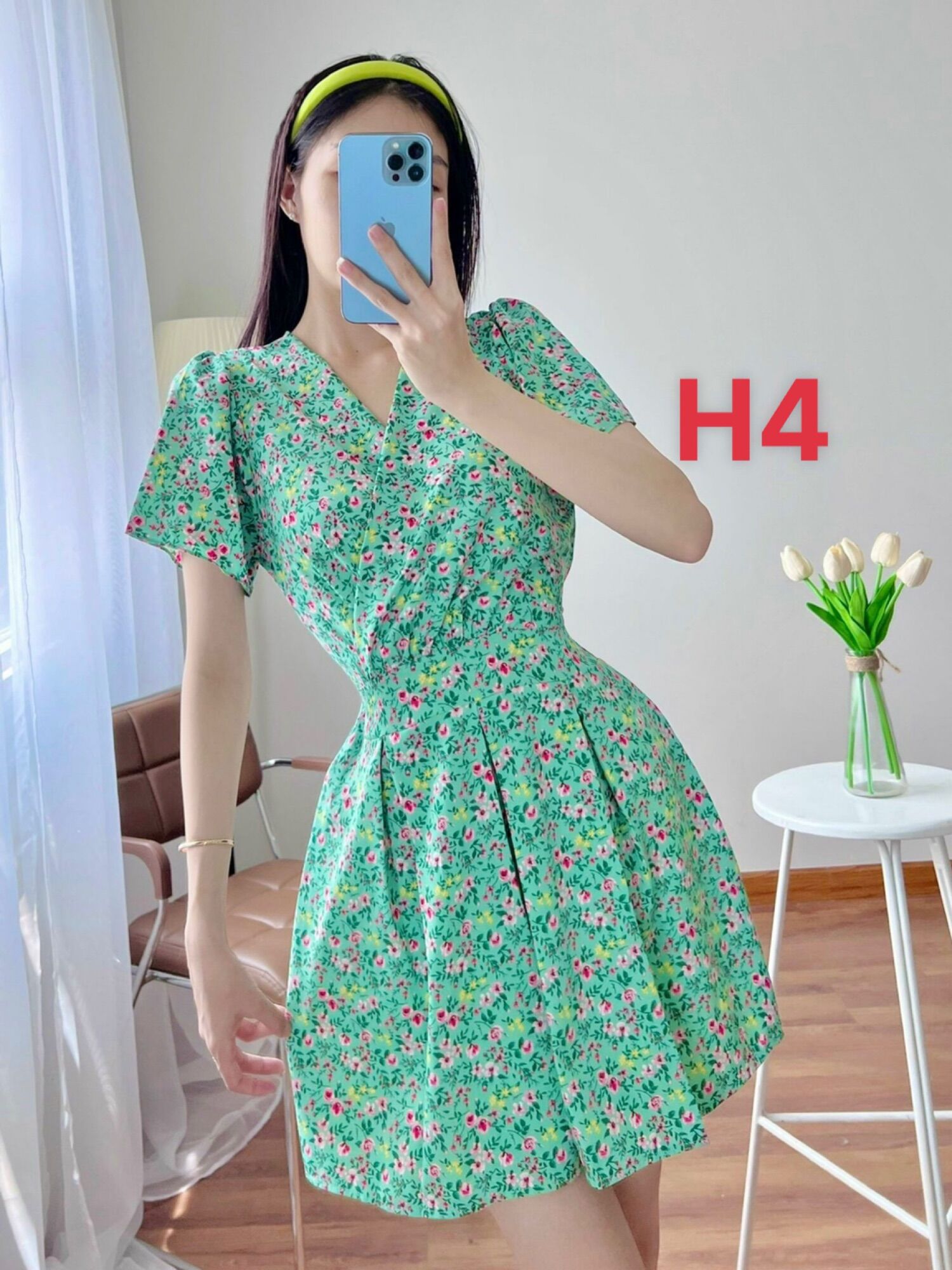 Đầm kèm quần tim đắp chéo, có tay, chất lụa hàn, mịn mát,mát.