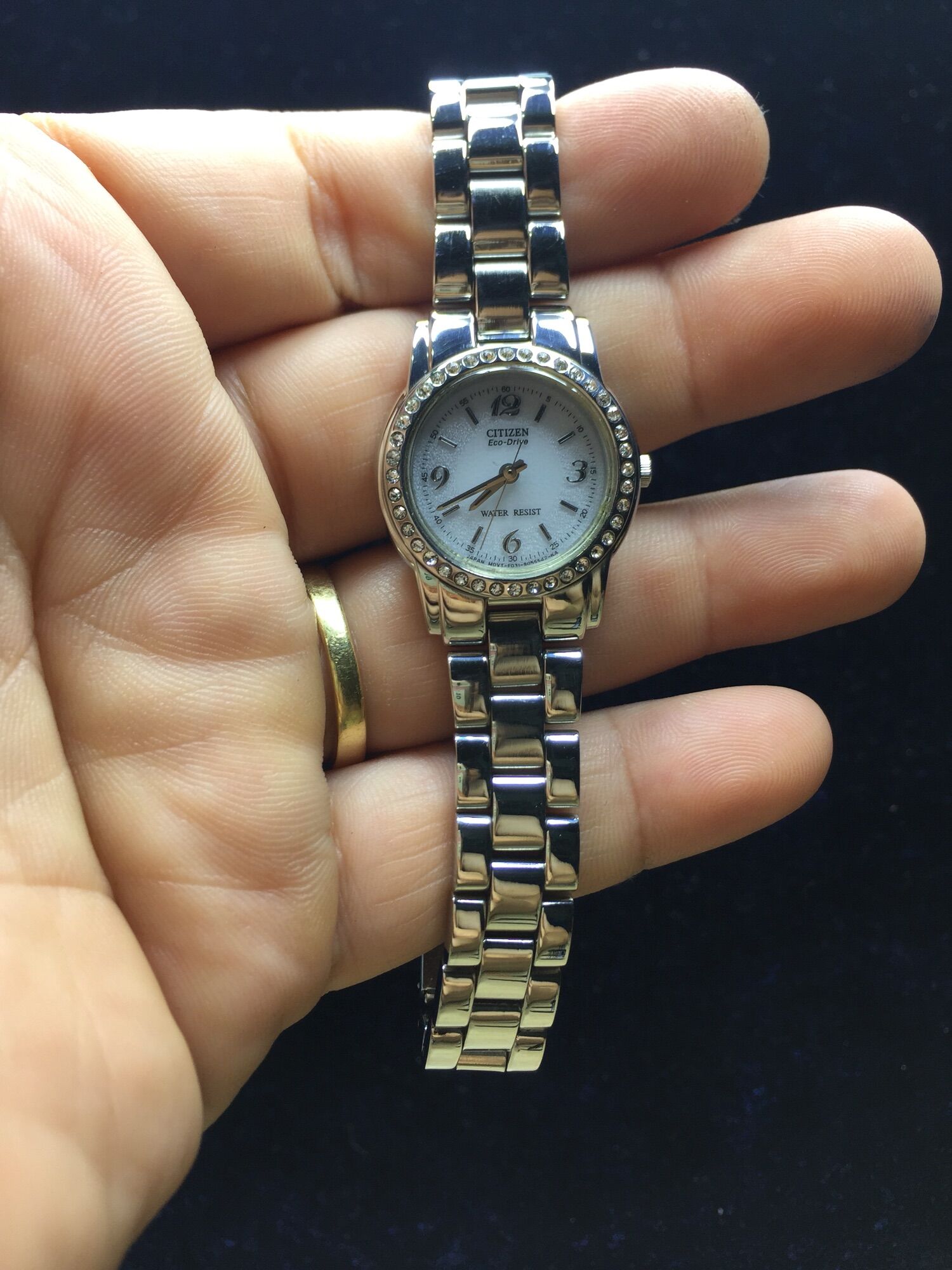 [HCM]Đồng hồ Si Nữ hiệu Citizen Pin năng lượng