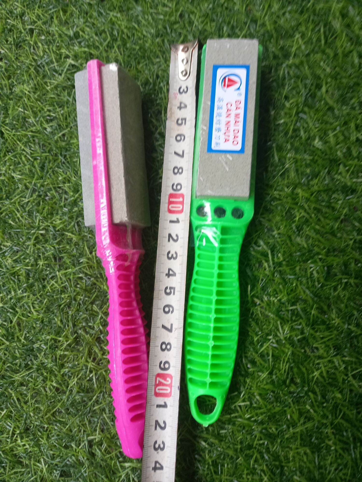 Đá mài  dao cầm  tay