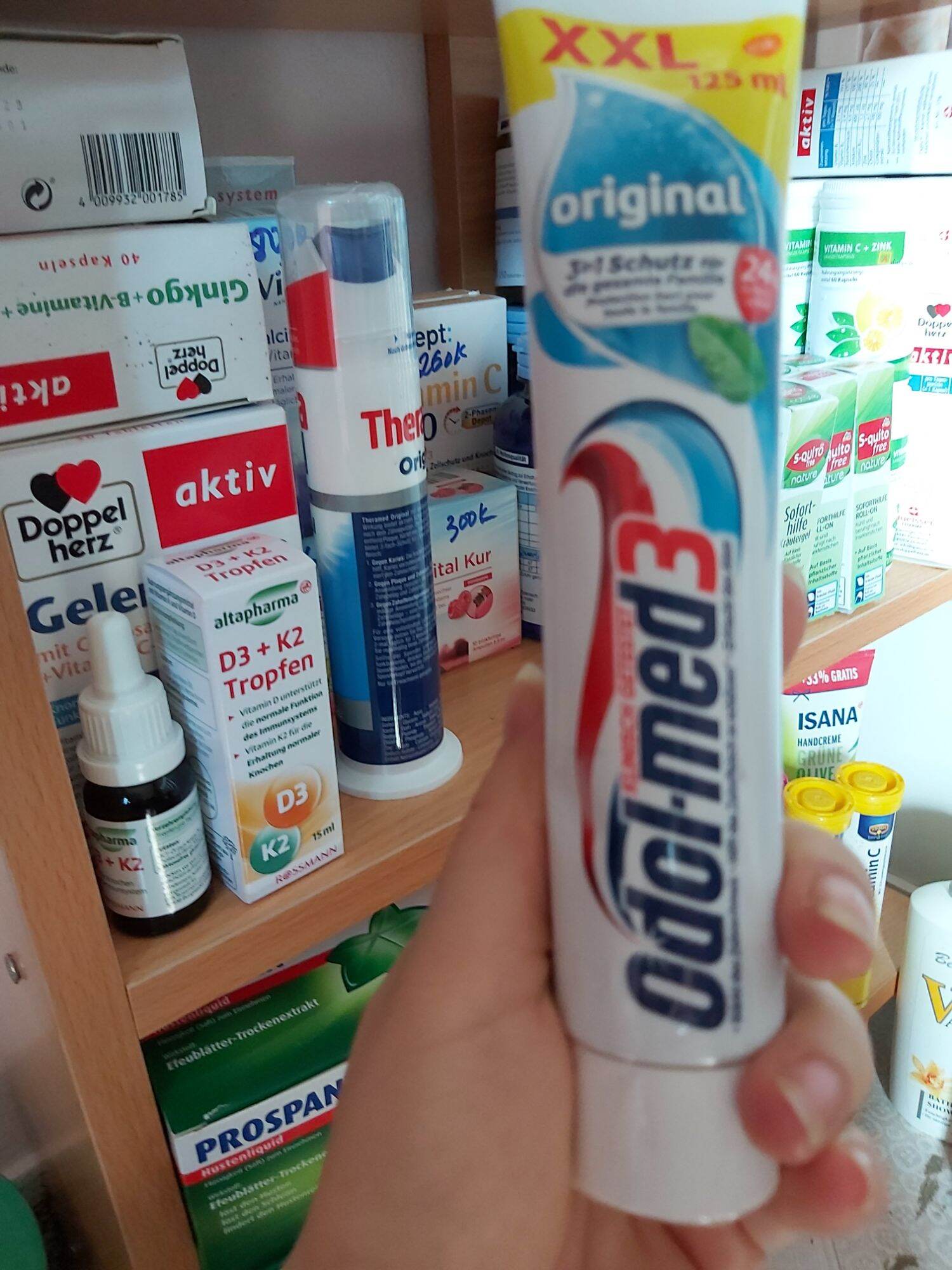 Kem đánh răng odol med 3 extra white 125ml trắng răng thơm miệng hàng đức