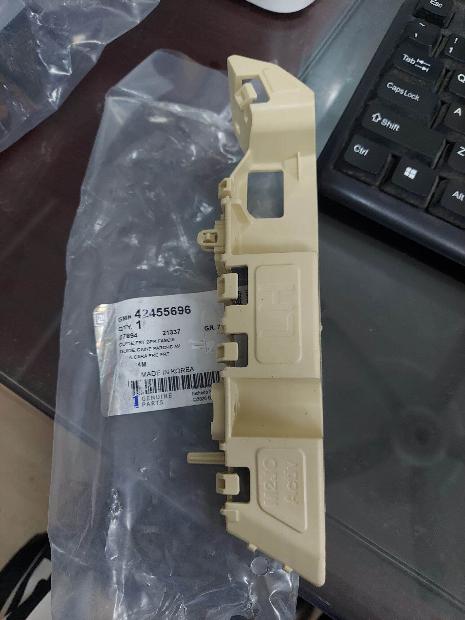 Giá cài ba đờ xốc,hay giá cài cản trước fadil 42455697 42455696