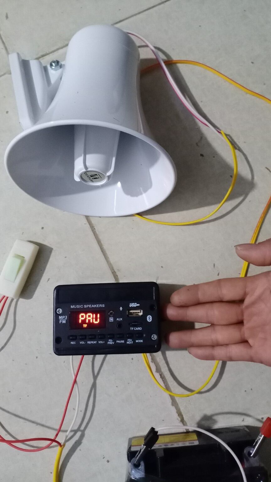 Loa phóng bán hàng 12v, có ghì âm, thẻ nhớ USB Bluetooth