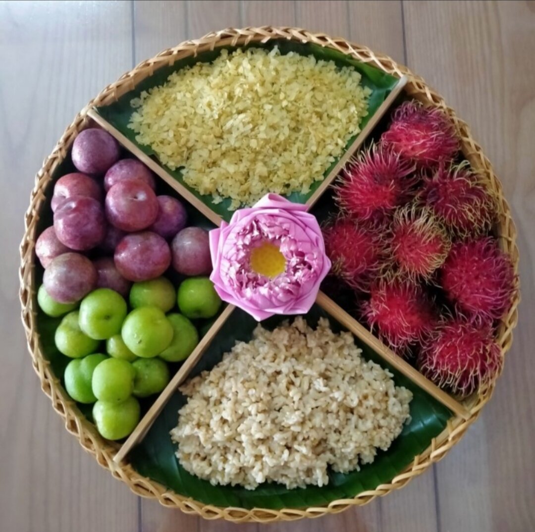 Mẹt đựng đồ lễ cao cấp có chia ngăn